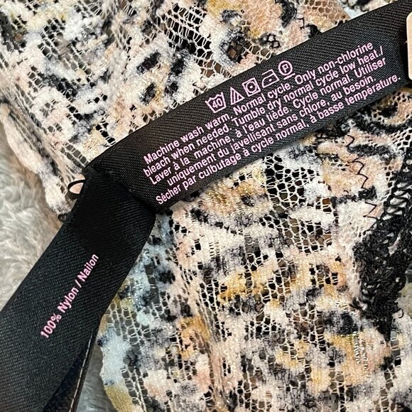 Victorias Secret Women Y2K The Lacie Animal Cheetah Leopard Print Thong One Size - Picture 10 of 10